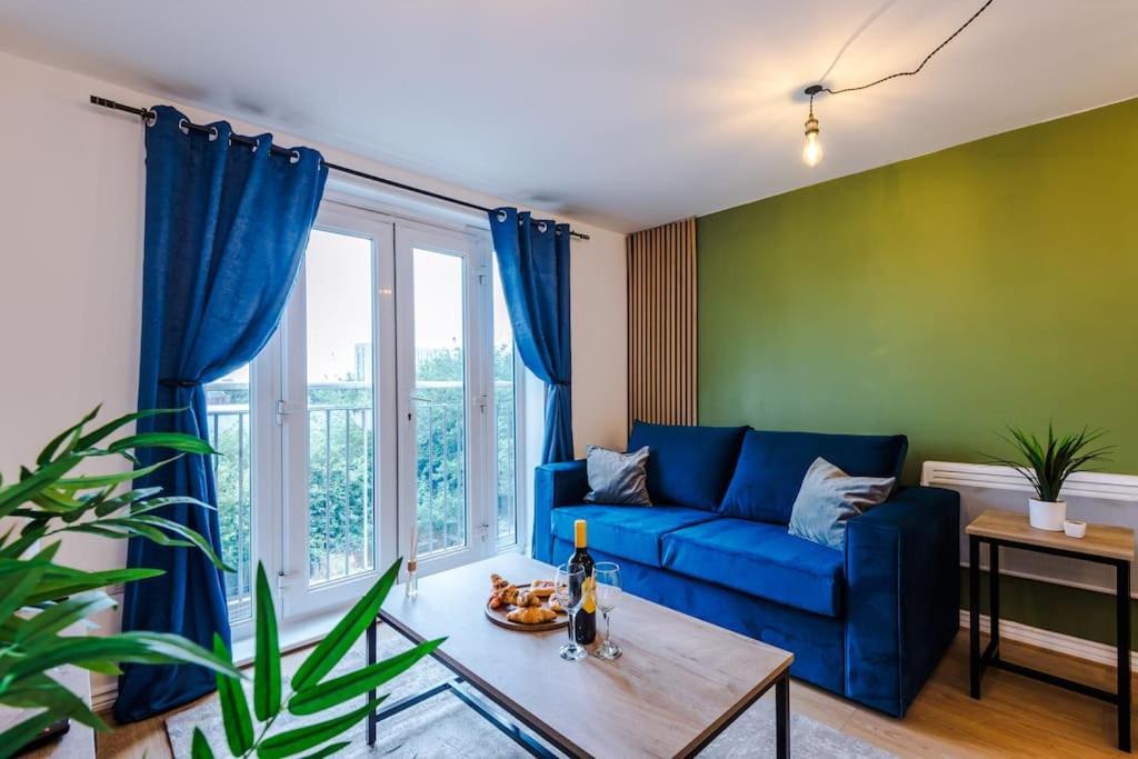 Apartment The Salford Luxe By Parydise - 2-bed City-view Gem - Business-ready, Leisure-friendly Manchester
